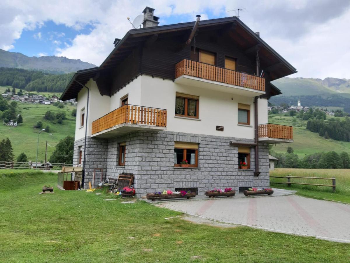 La Rondine - Appartamento Panoramico 6 Posti Letto In Villetta Champoluc Bagian luar foto